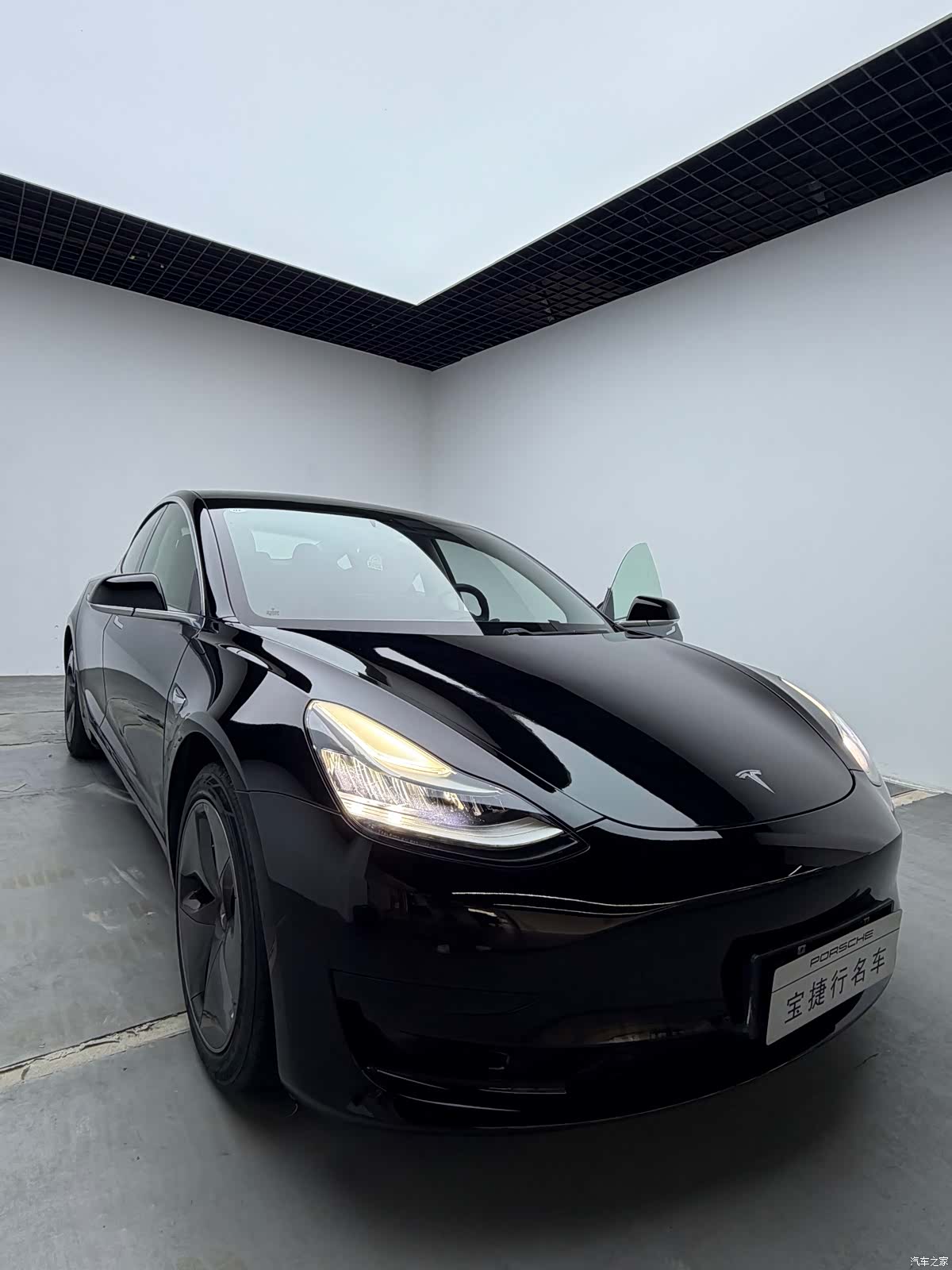 Tesla Model 3, 2020 19