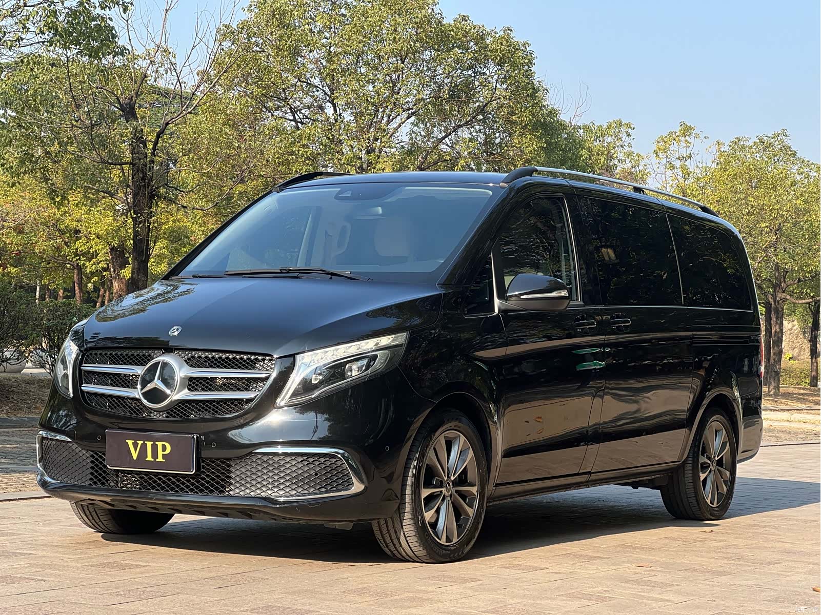 Mercedes-Benz V-Class