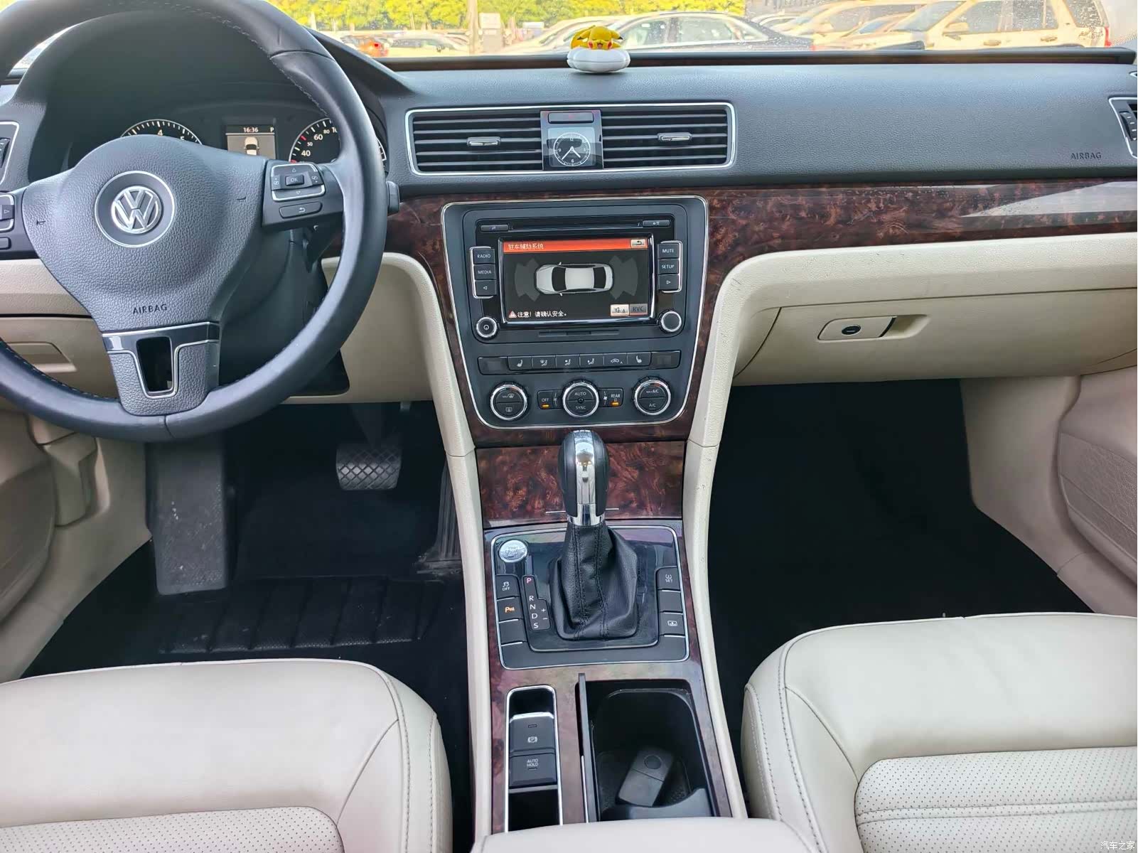 Volkswagen Passat, 2013 12