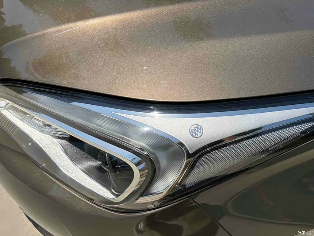 Buick Envision Plus, 2019 6