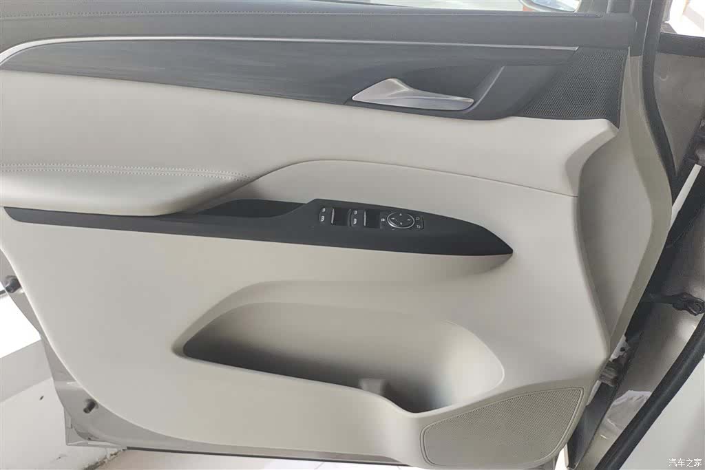 Buick GL8, 2024 7