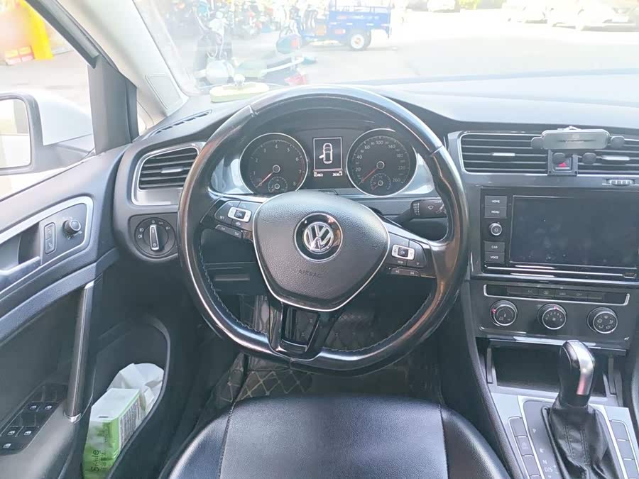 Volkswagen Golf 2019, фото 6