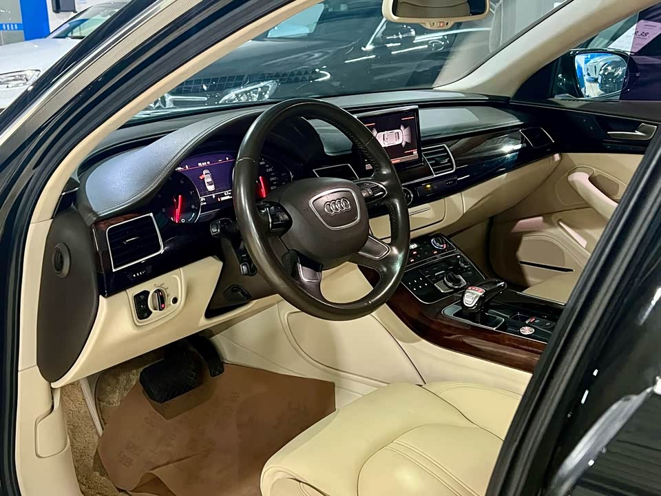 Audi A8 Audi A8