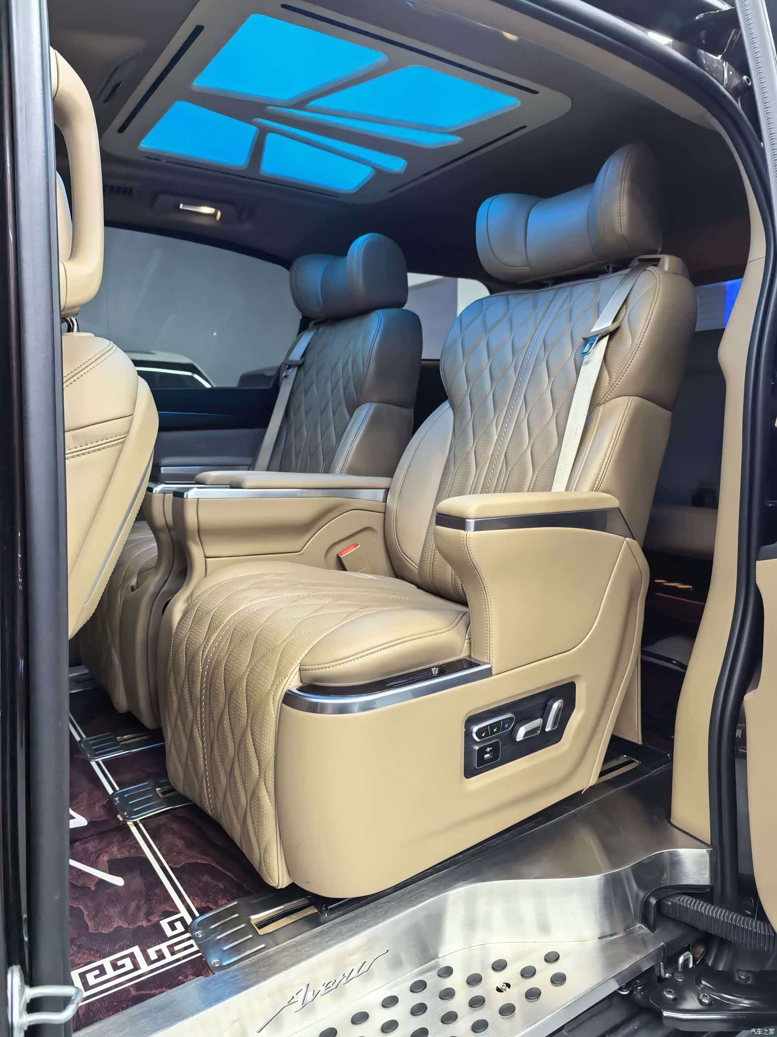 Buick GL8, 2021 6