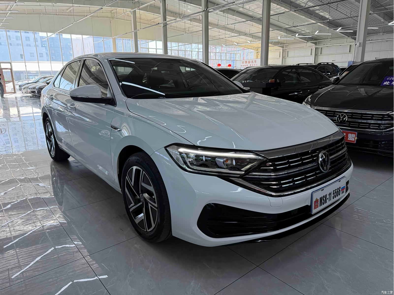 Volkswagen Sagitar, 2022 3