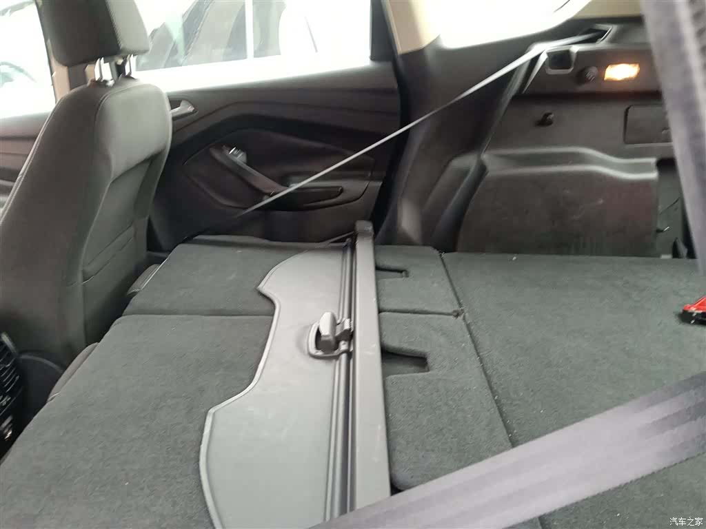 Ford Kuga, 2015 17