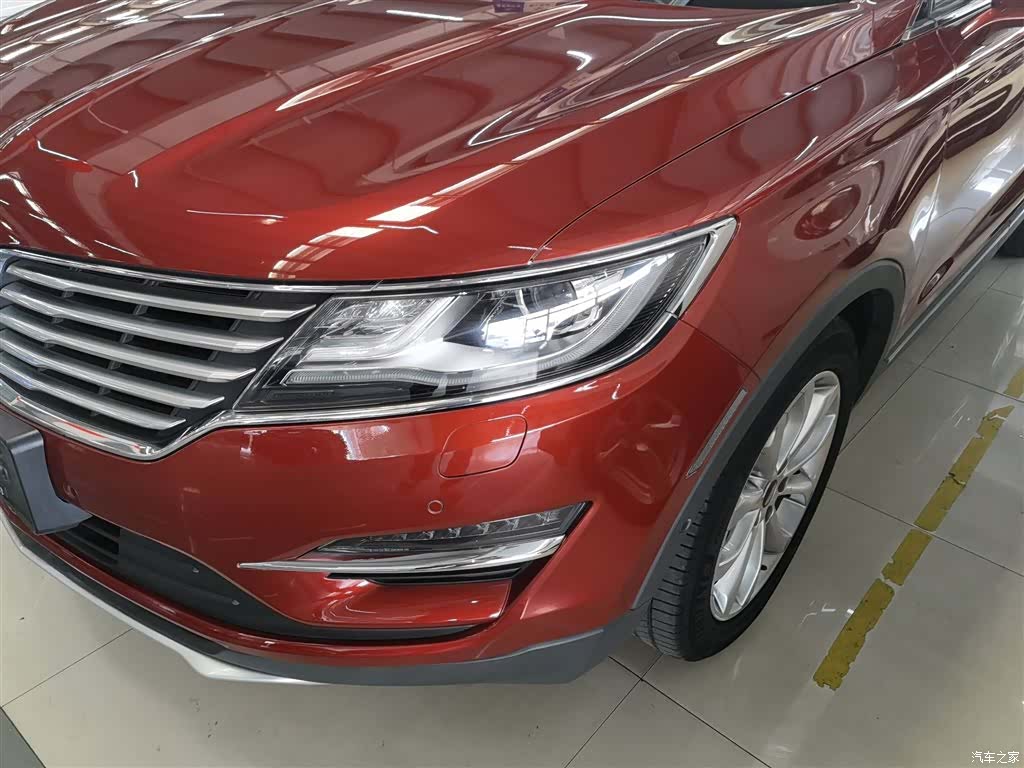 Lincoln MKC, 2016 18