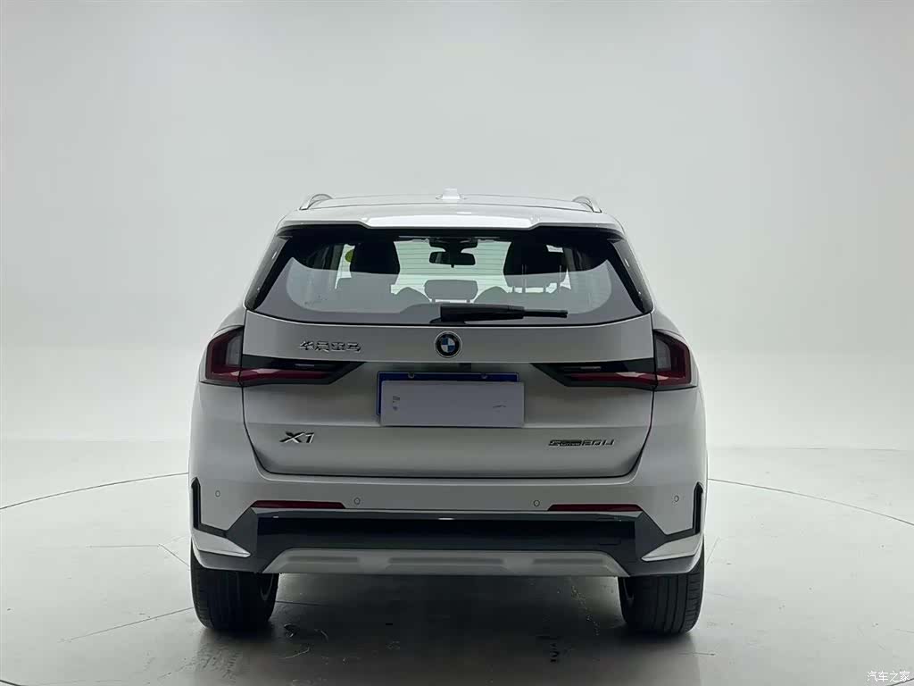 BMW X1, 2024 все фото