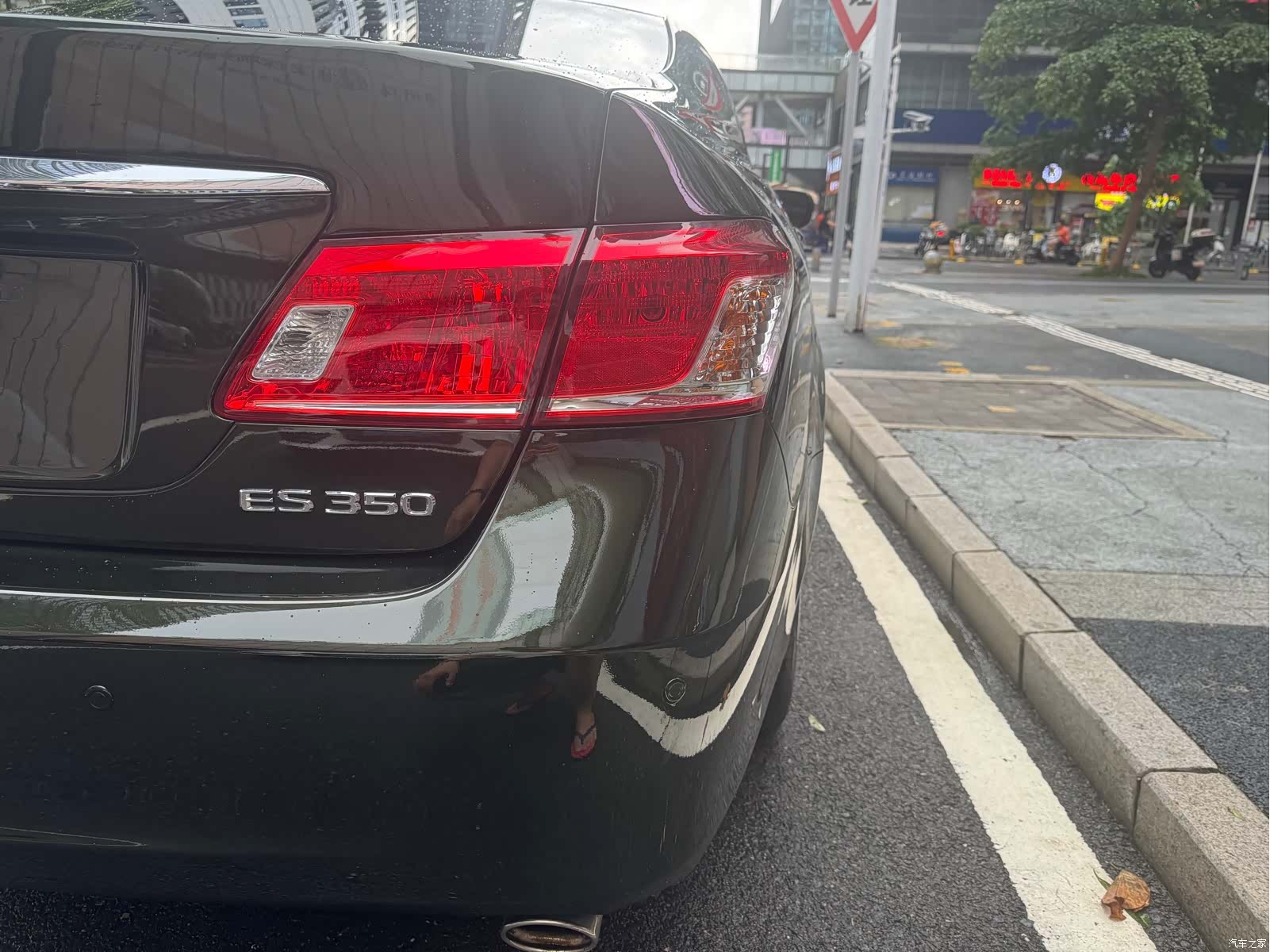 Lexus ES, 2009 8