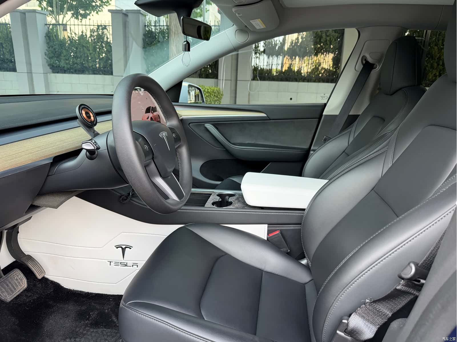 Tesla Model Y, 2023 8