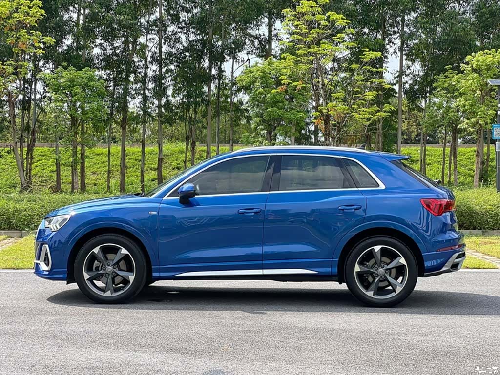 Audi Q3, 2019 7