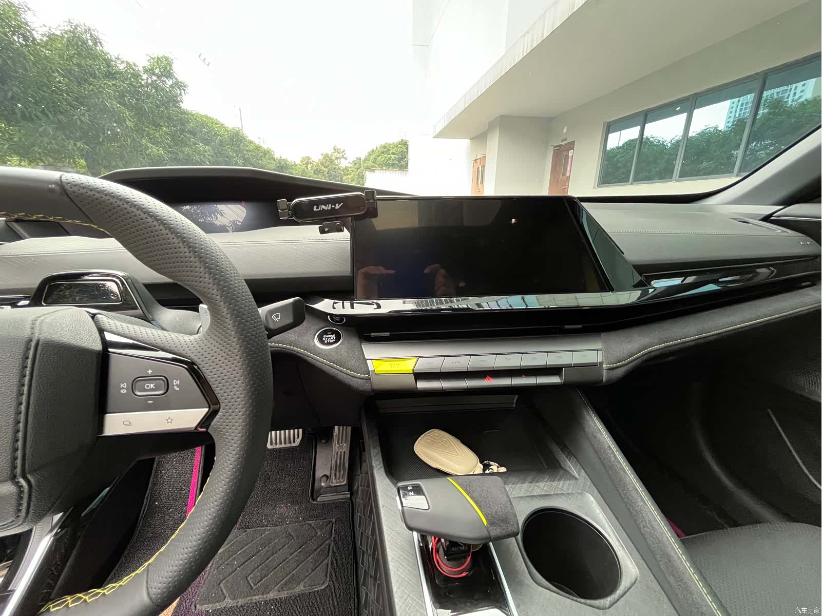 Changan UNI-V, 2022 9