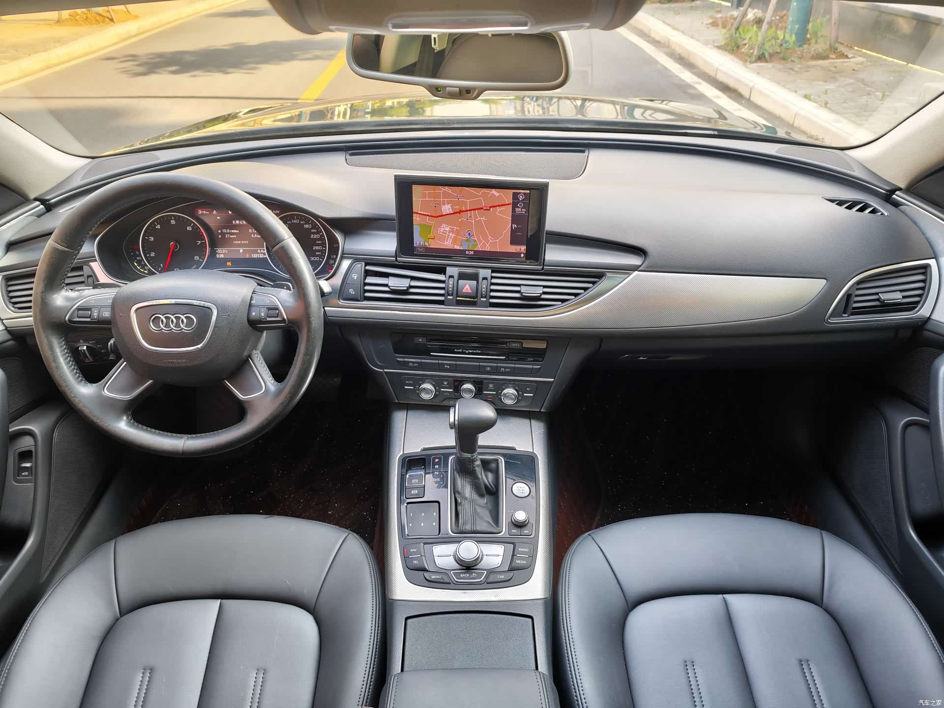 Audi A6L, 2012 7