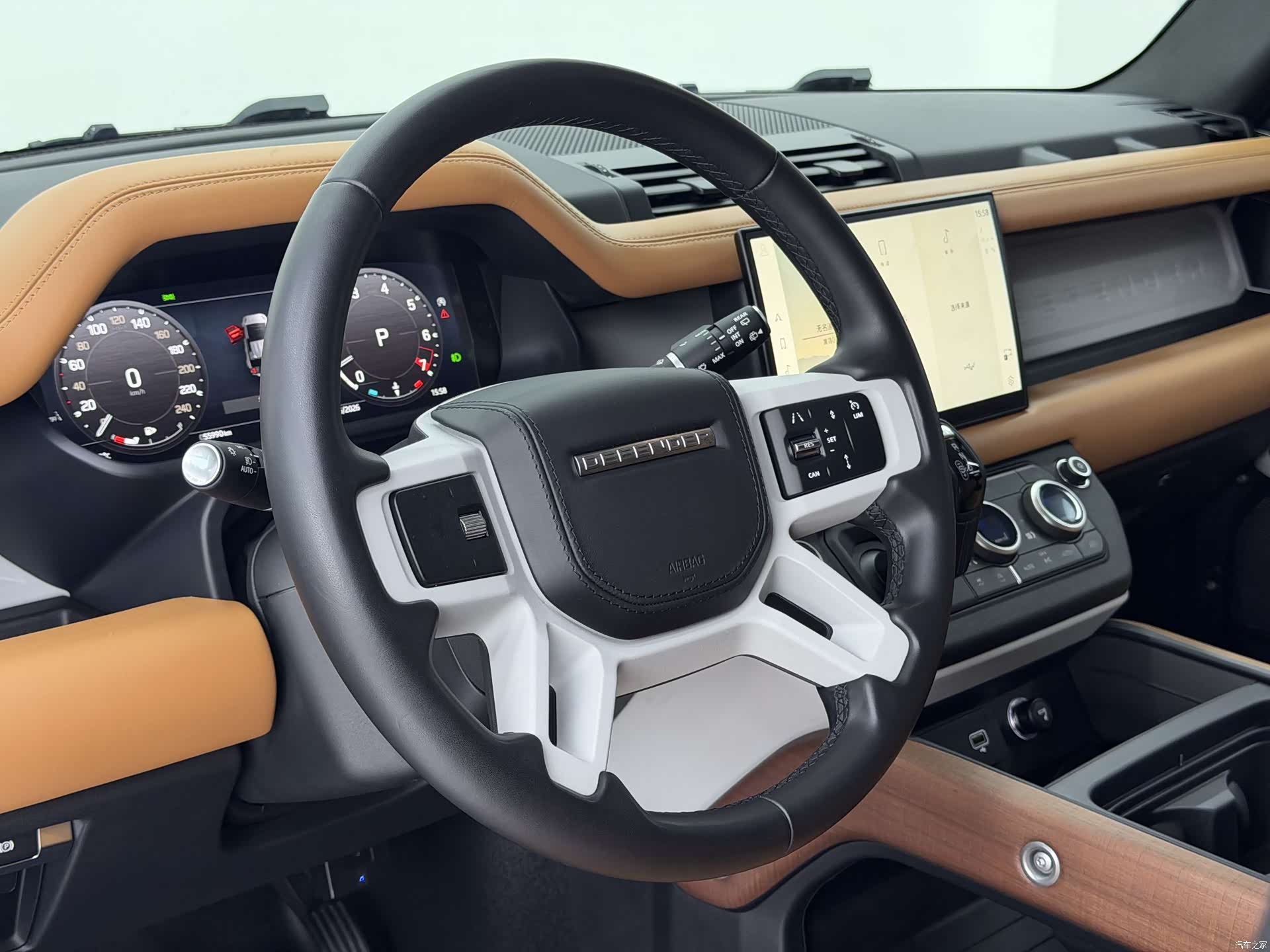 Land Rover Defender, 2023 4