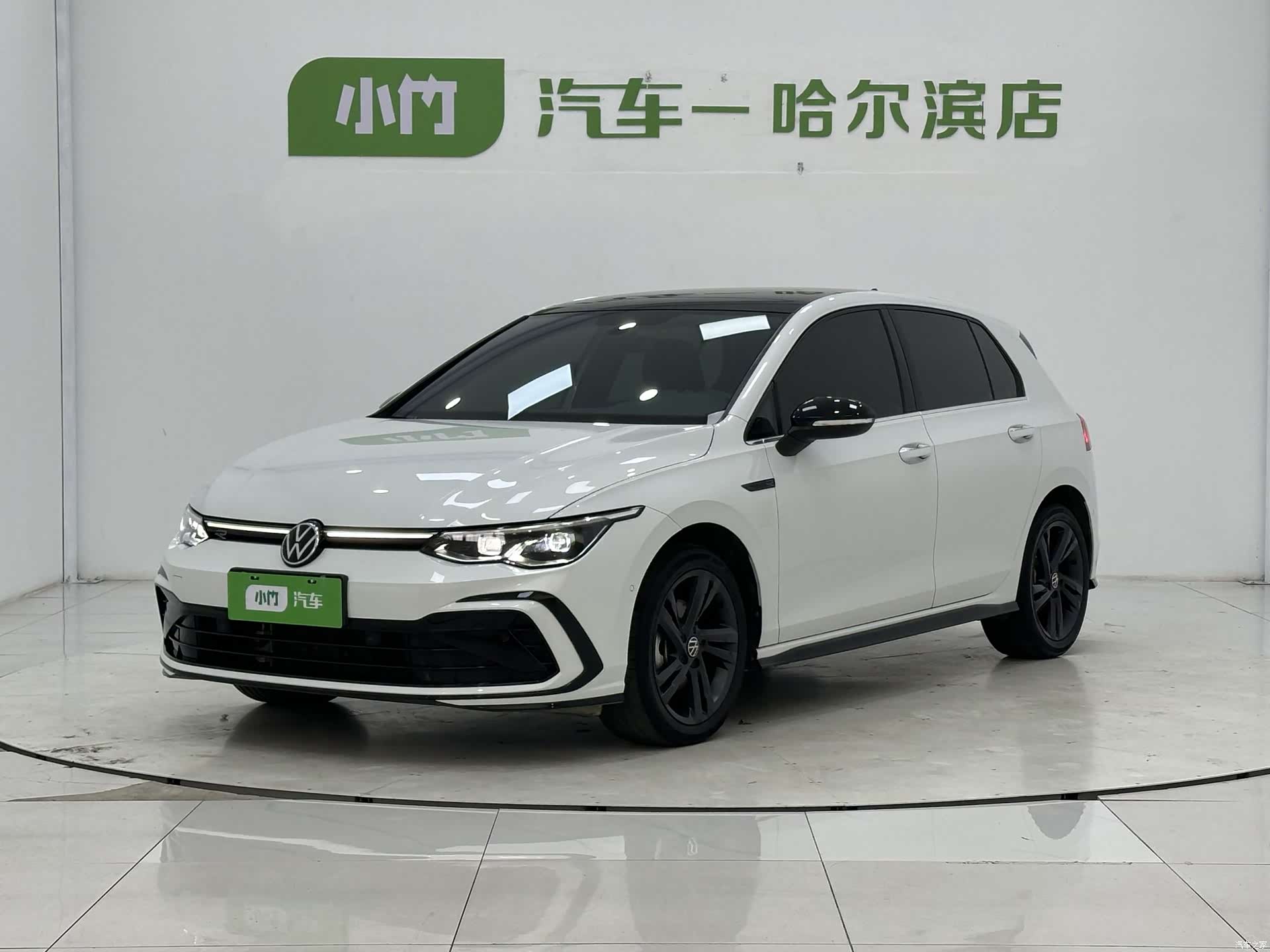 Volkswagen Golf, 2024 1