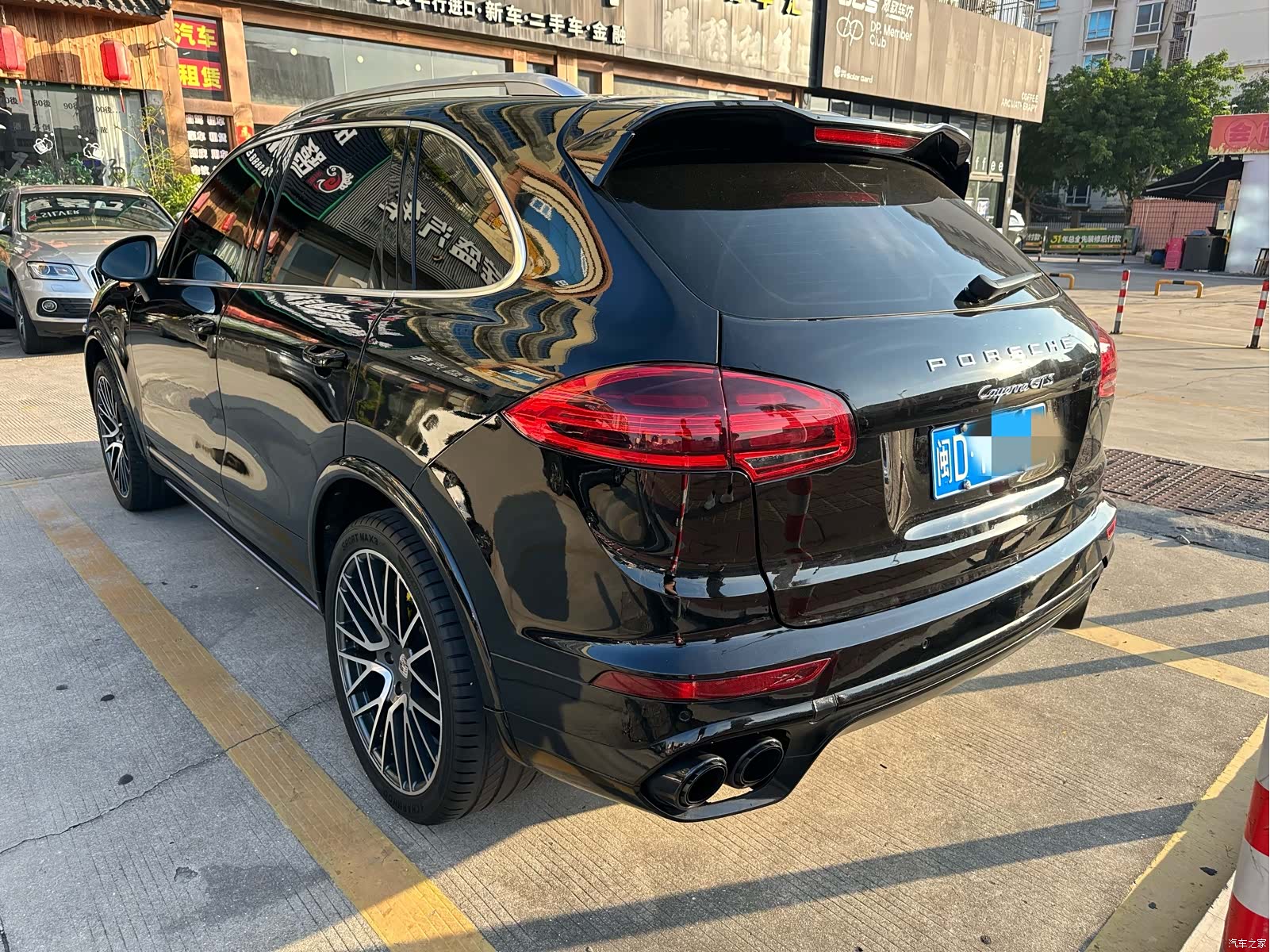 Porsche Cayenne, 2011 3