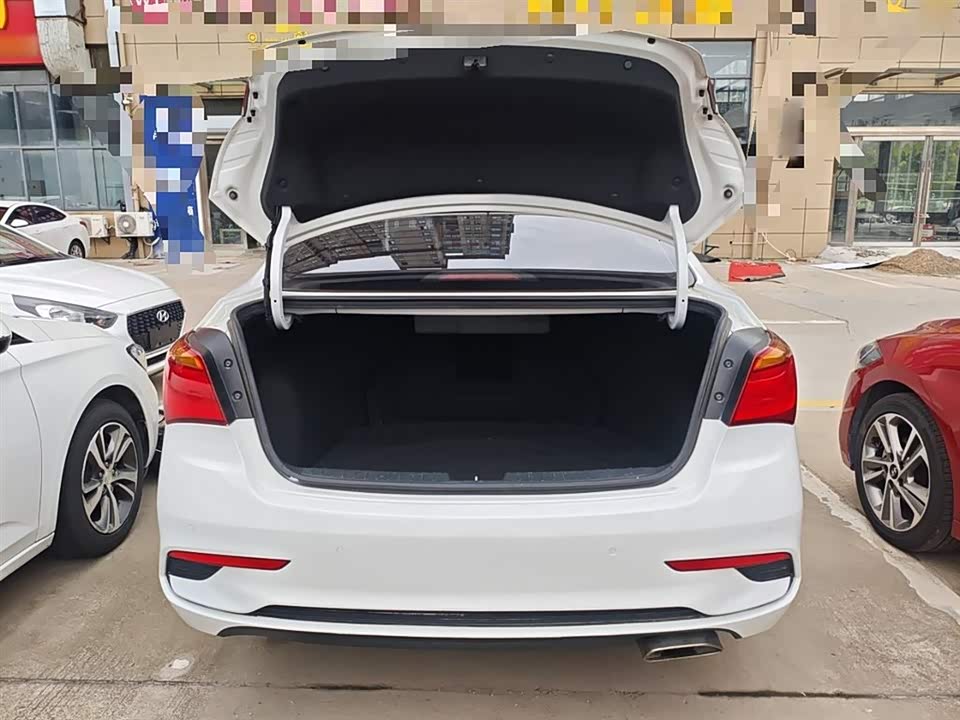Hyundai Name picture