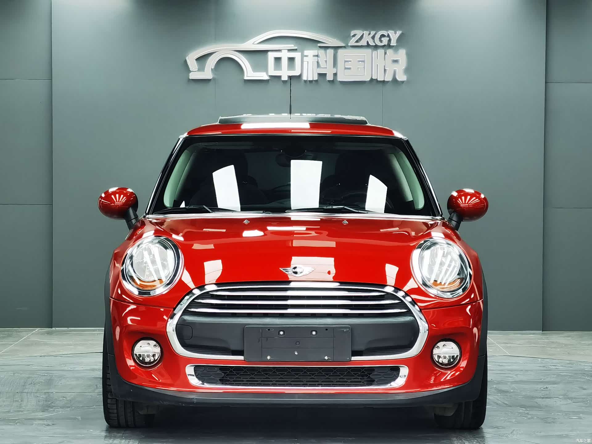 Mini ONE, 2018 4
