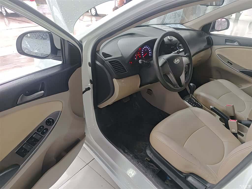 Hyundai GLX, 2014 16