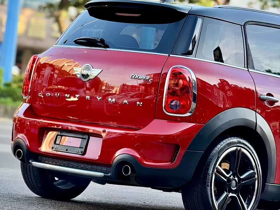 MINI COUNTRYMAN