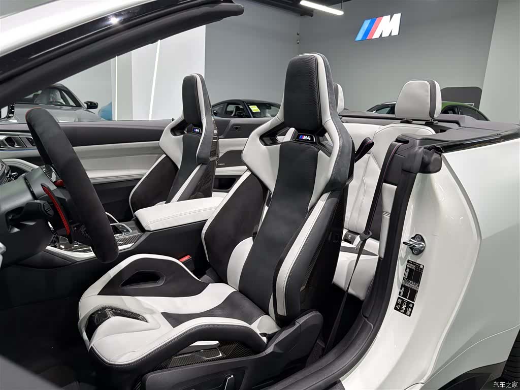 BMW M4, 2025 10