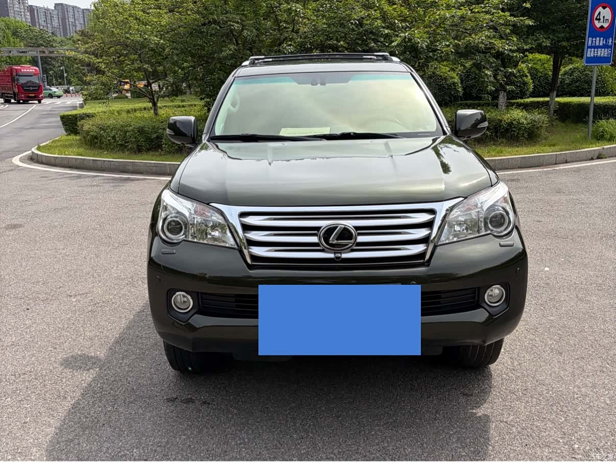 Lexus GX, 2011 1