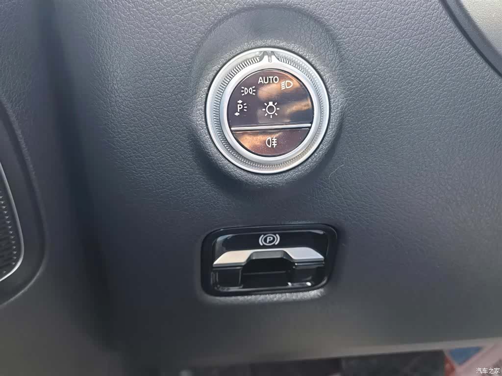 Mercedes-Benz C-Class, 2022 28