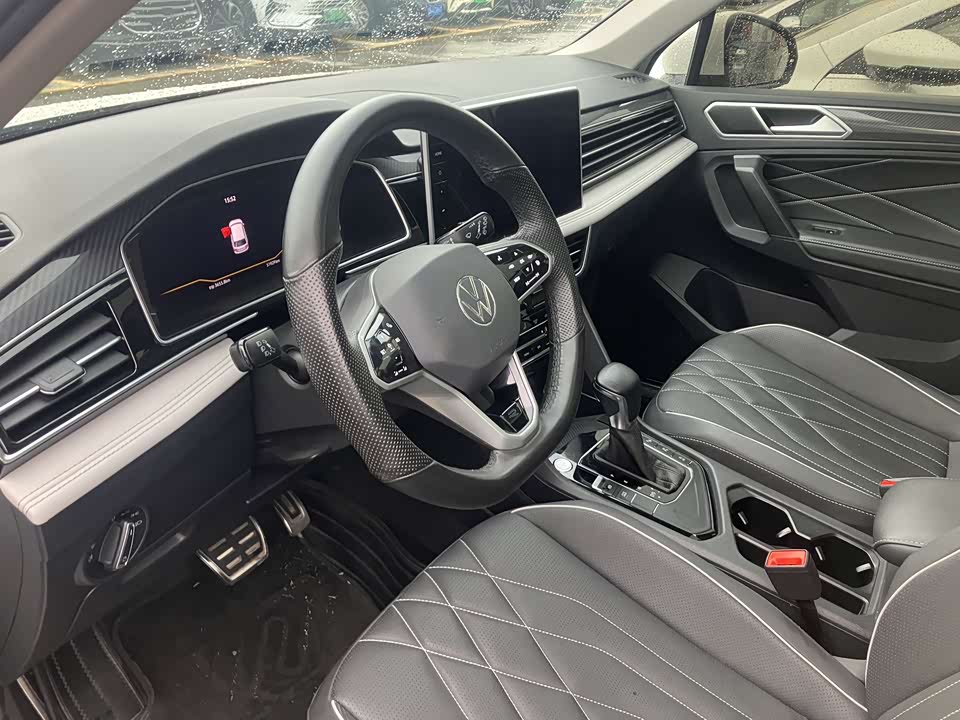 Volkswagen Tiguan L Volkswagen Tiguan L