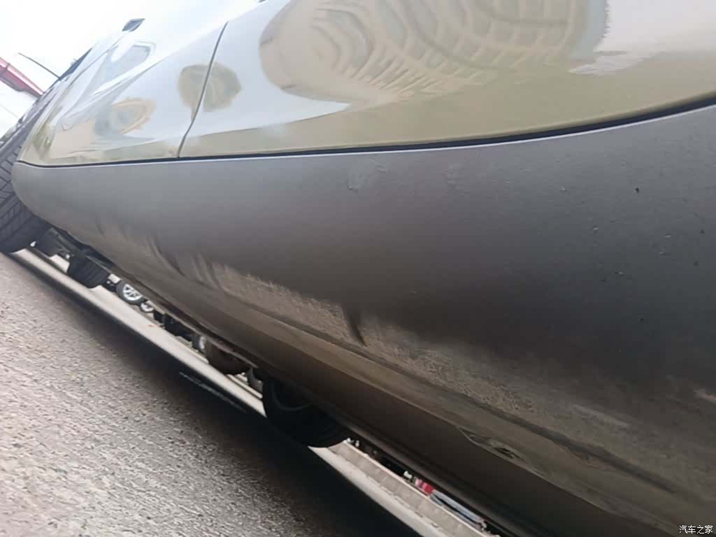 Tesla Model Y, 2023 22