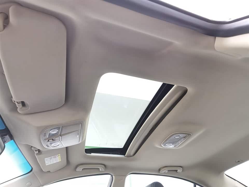 Geely Emgrand Geely Emgrand