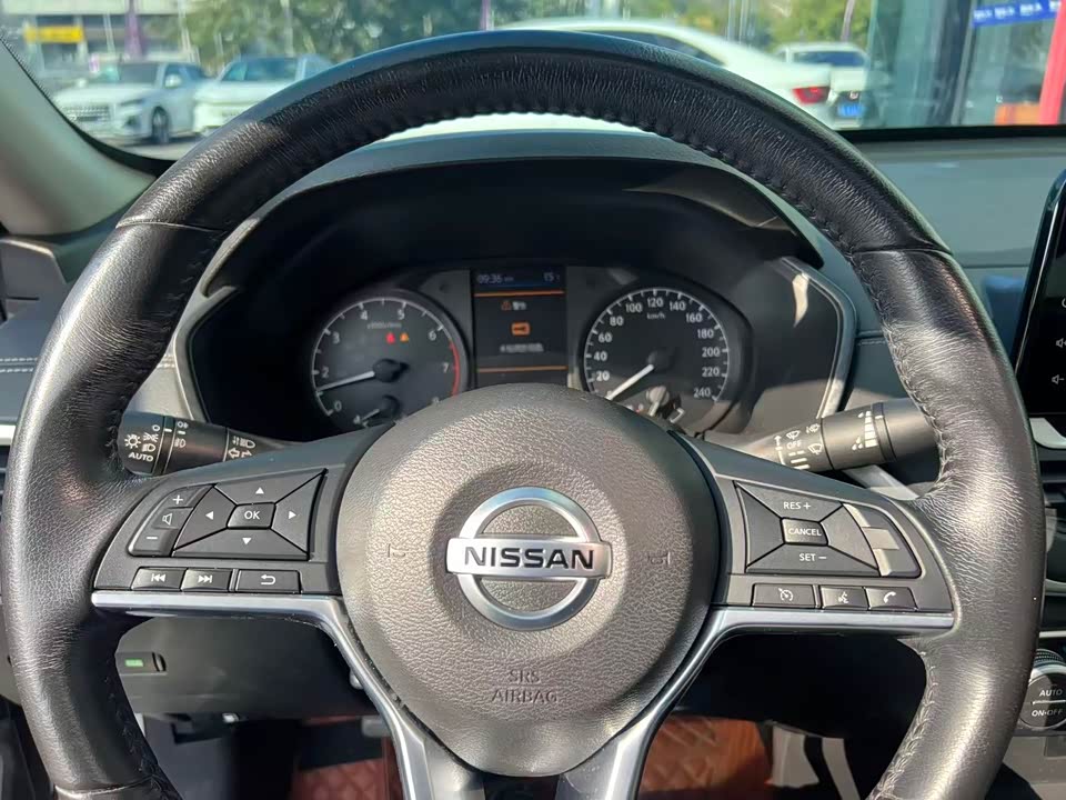 Nissan Teana