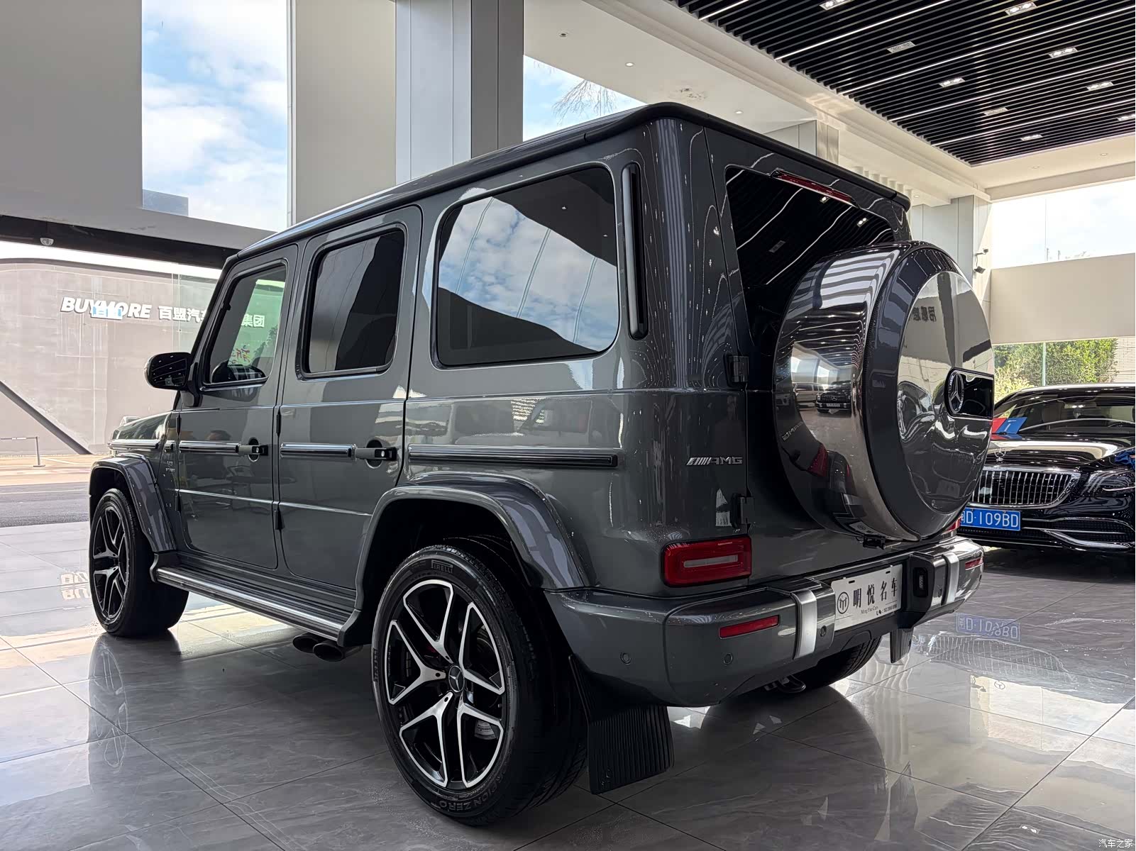 Mercedes-Benz G-Class, 2019 14