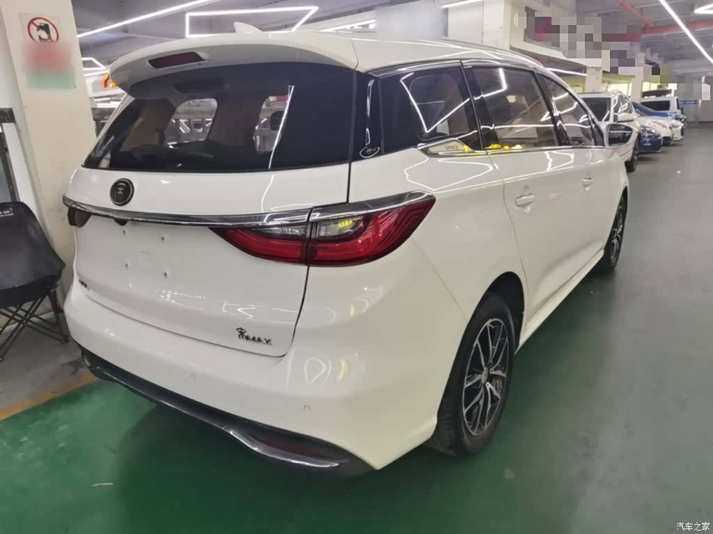 BYD Song, 2017 7
