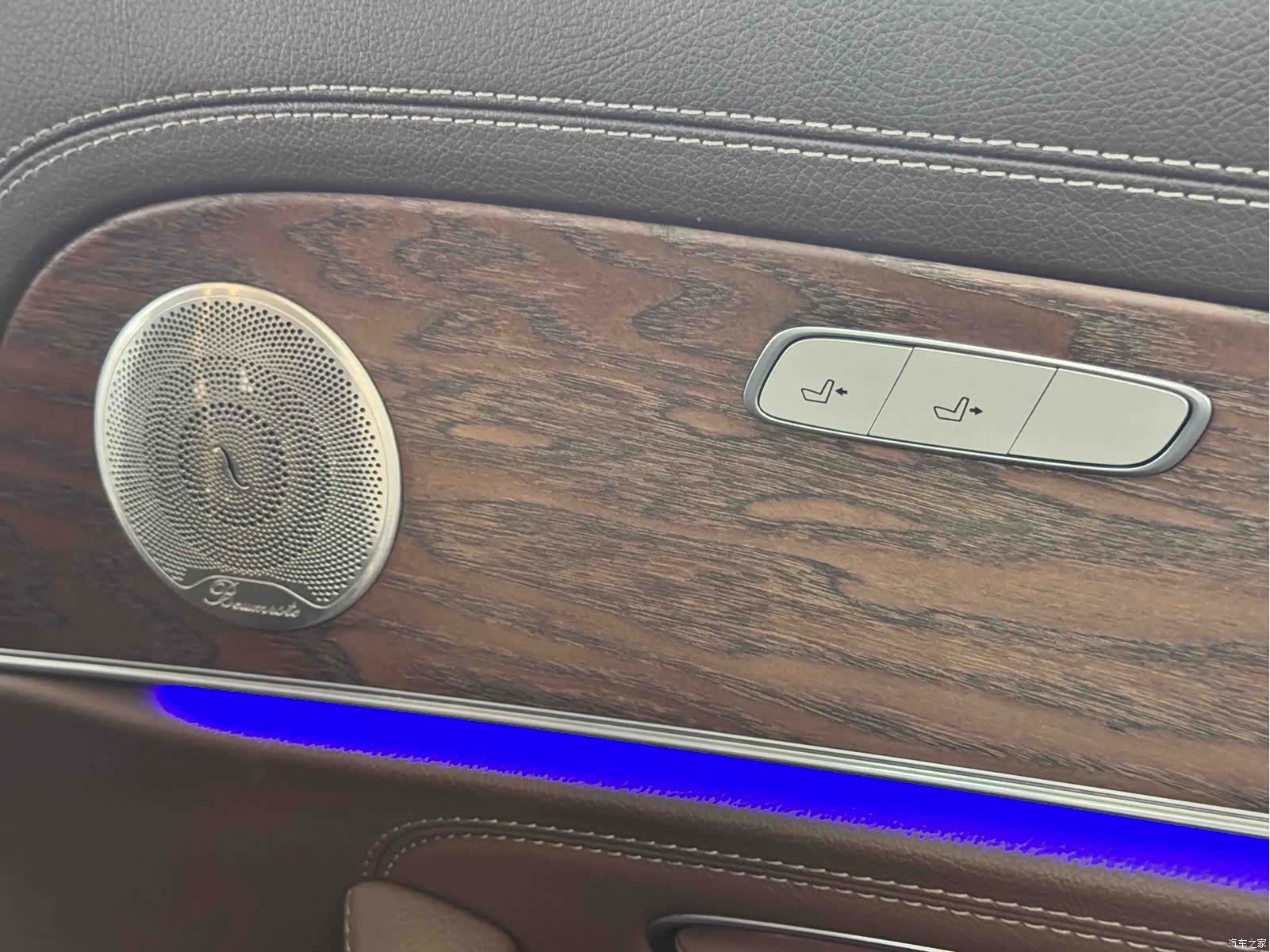 Mercedes-Benz E-Class, 2022 13