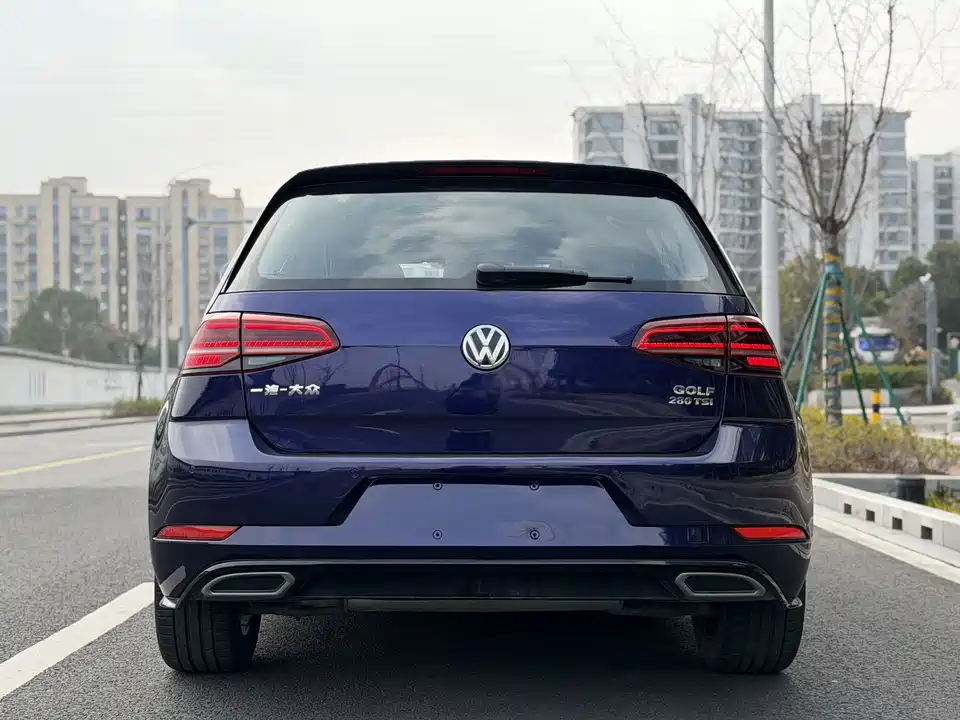 Volkswagen golf