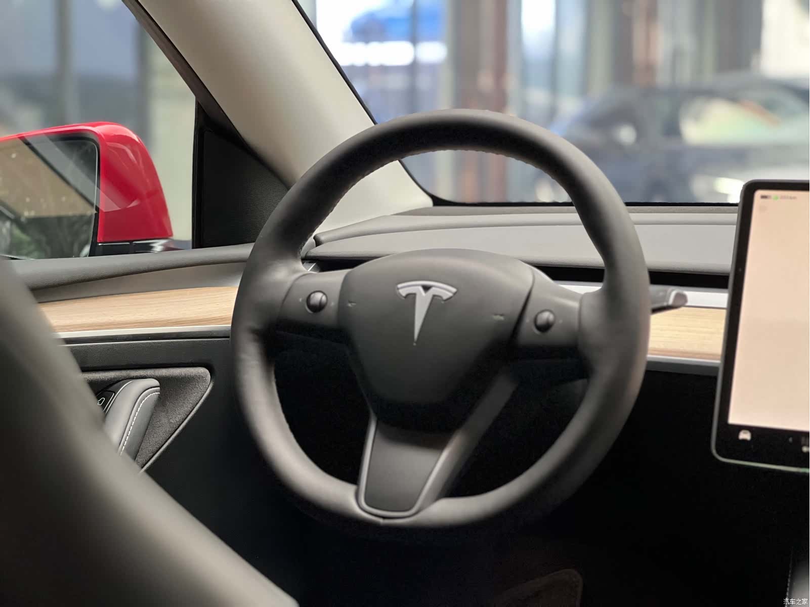 Tesla Model Y, 2023 7