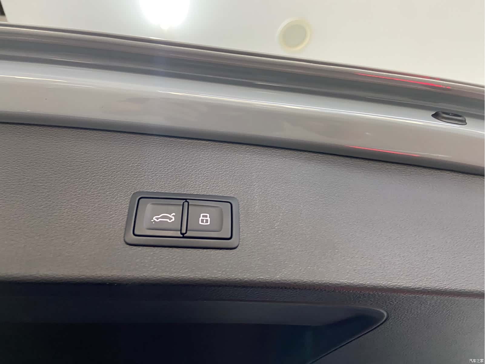 Audi Q2L, 2022 13