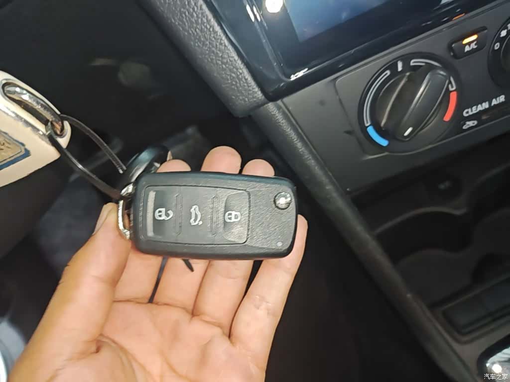 Skoda Rapid, 2018 9