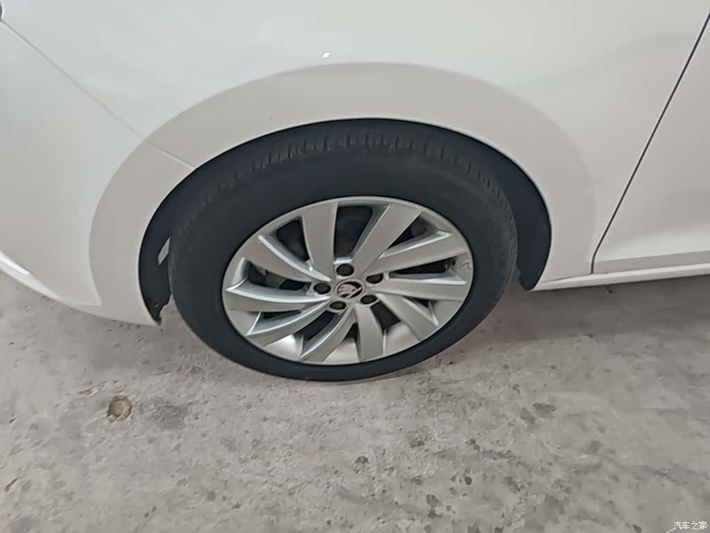 Skoda Rapid, 2018 23