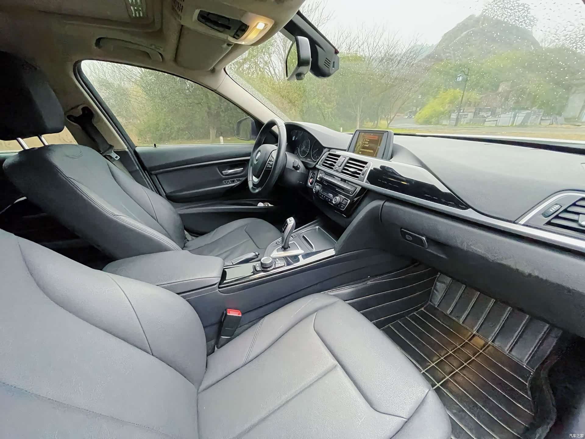 BMW 3 Series, 2017 11