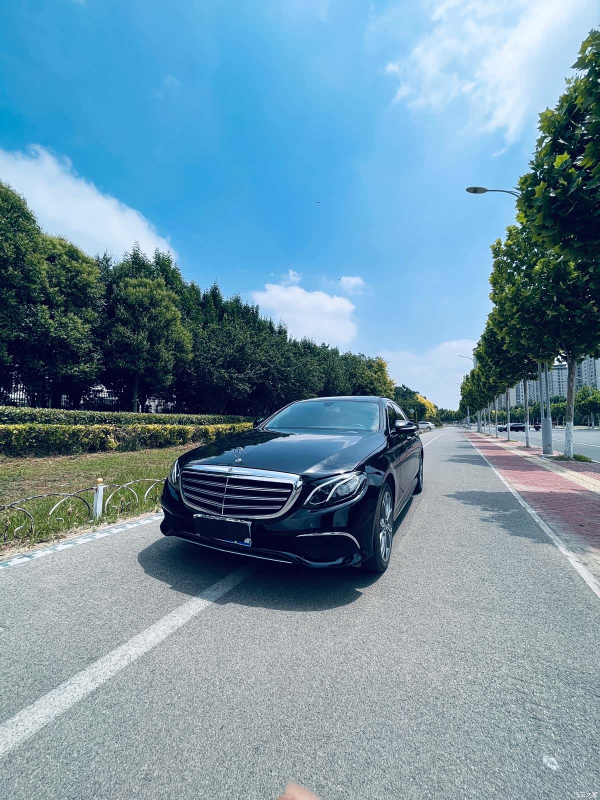 Mercedes-Benz E-Class, 2020 1
