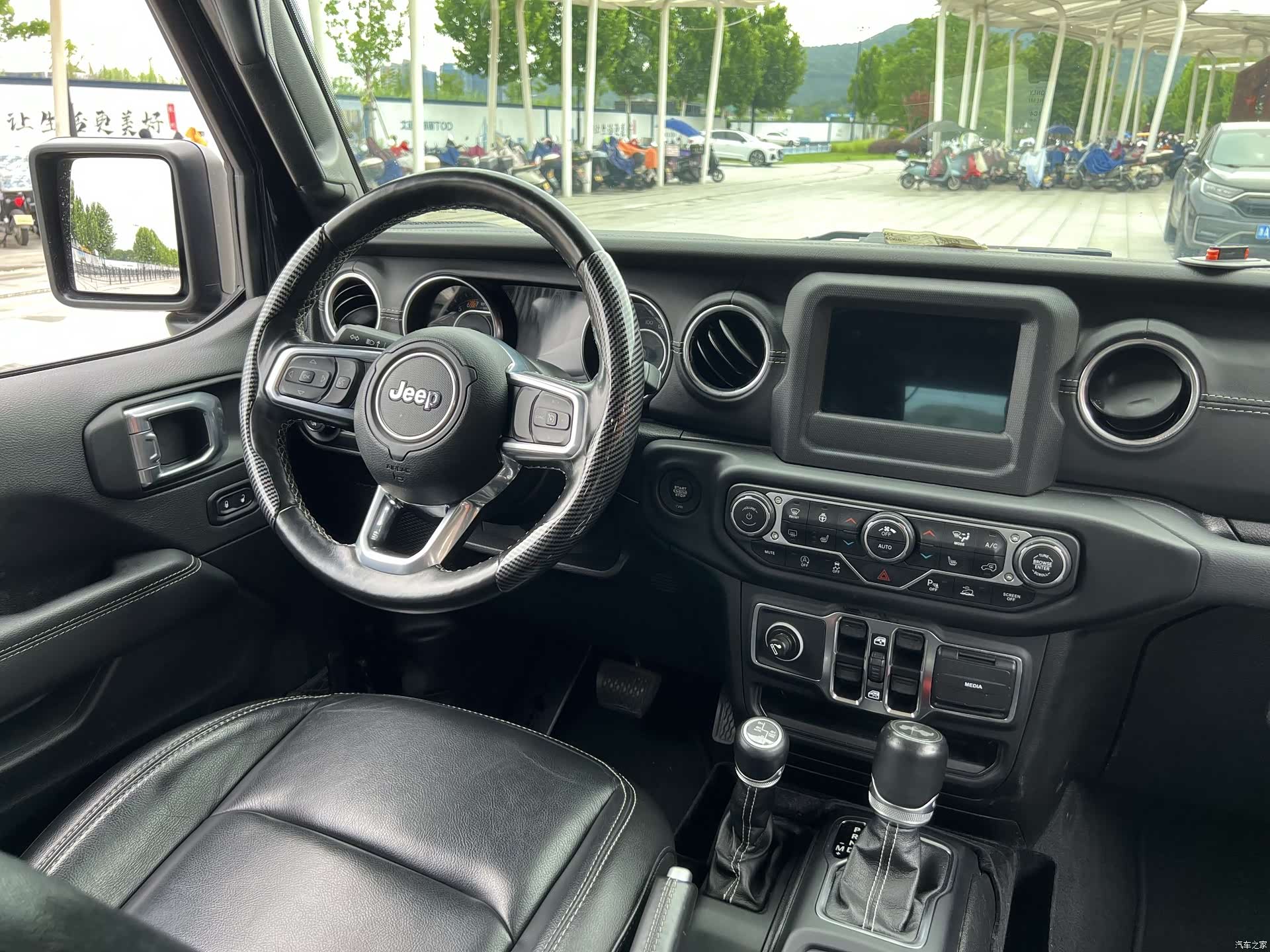 Jeep Wrangler, 2021 12