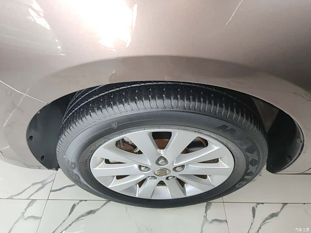 Buick GL8, 2016 23