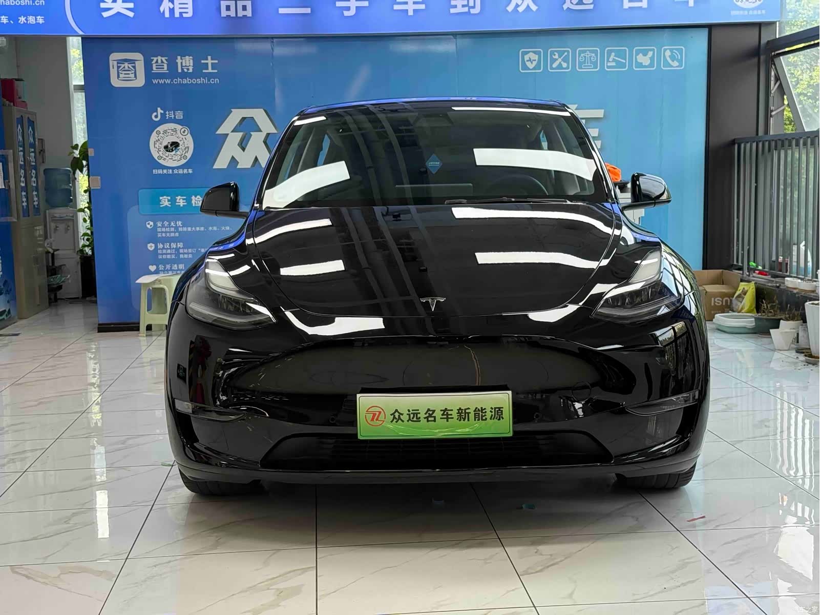Tesla Model Y, 2022 2