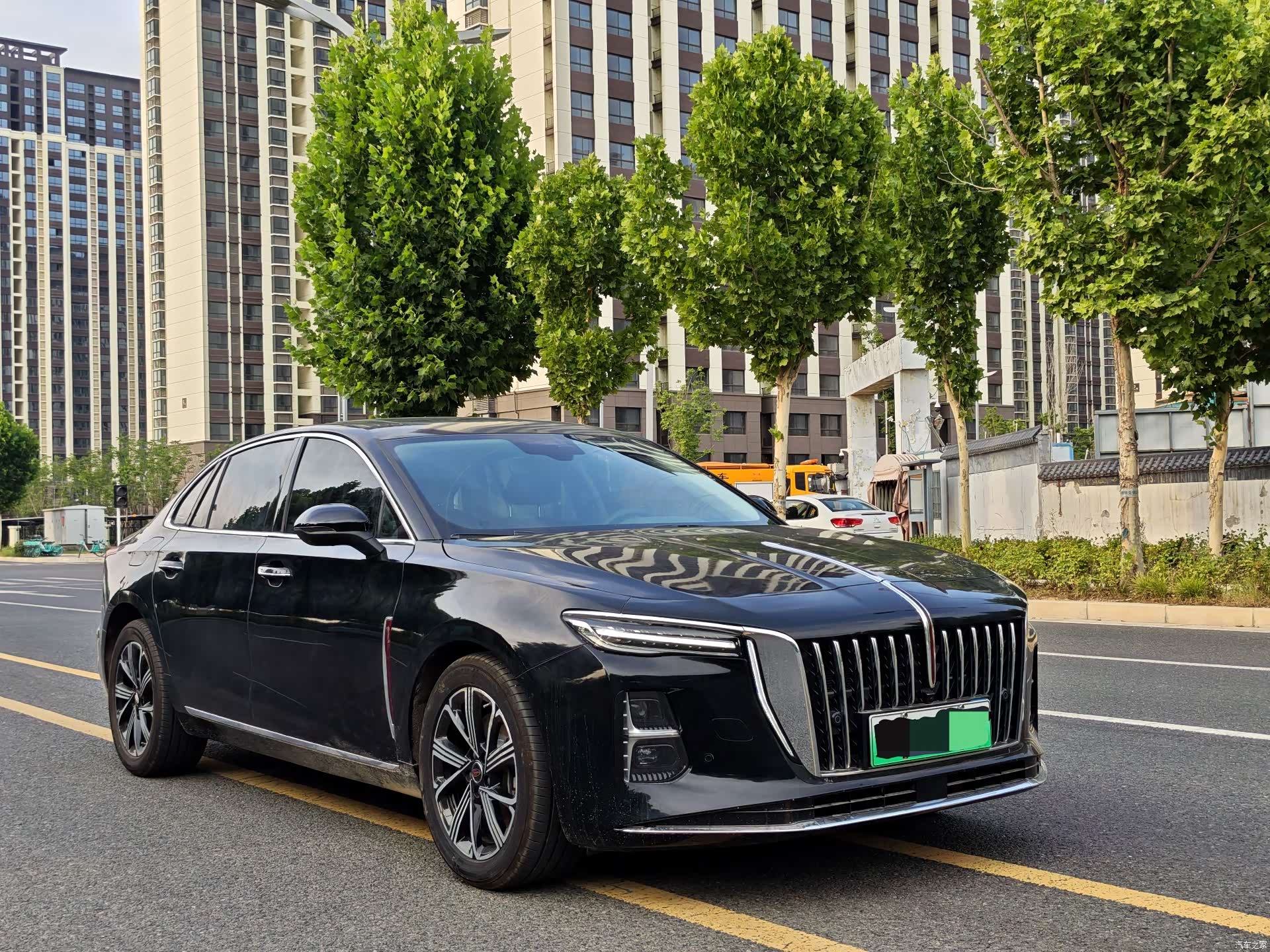 Hongqi H5, 2025 3