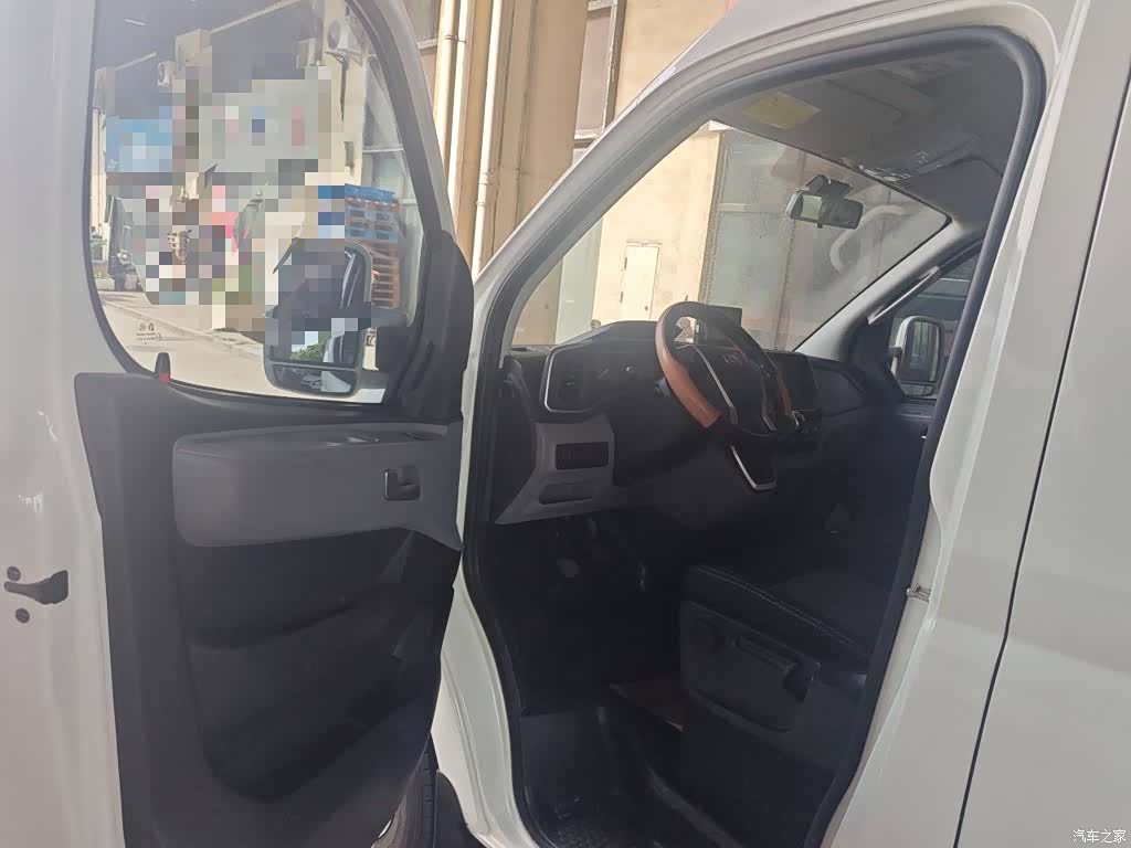 Maxus V80, 2023 14