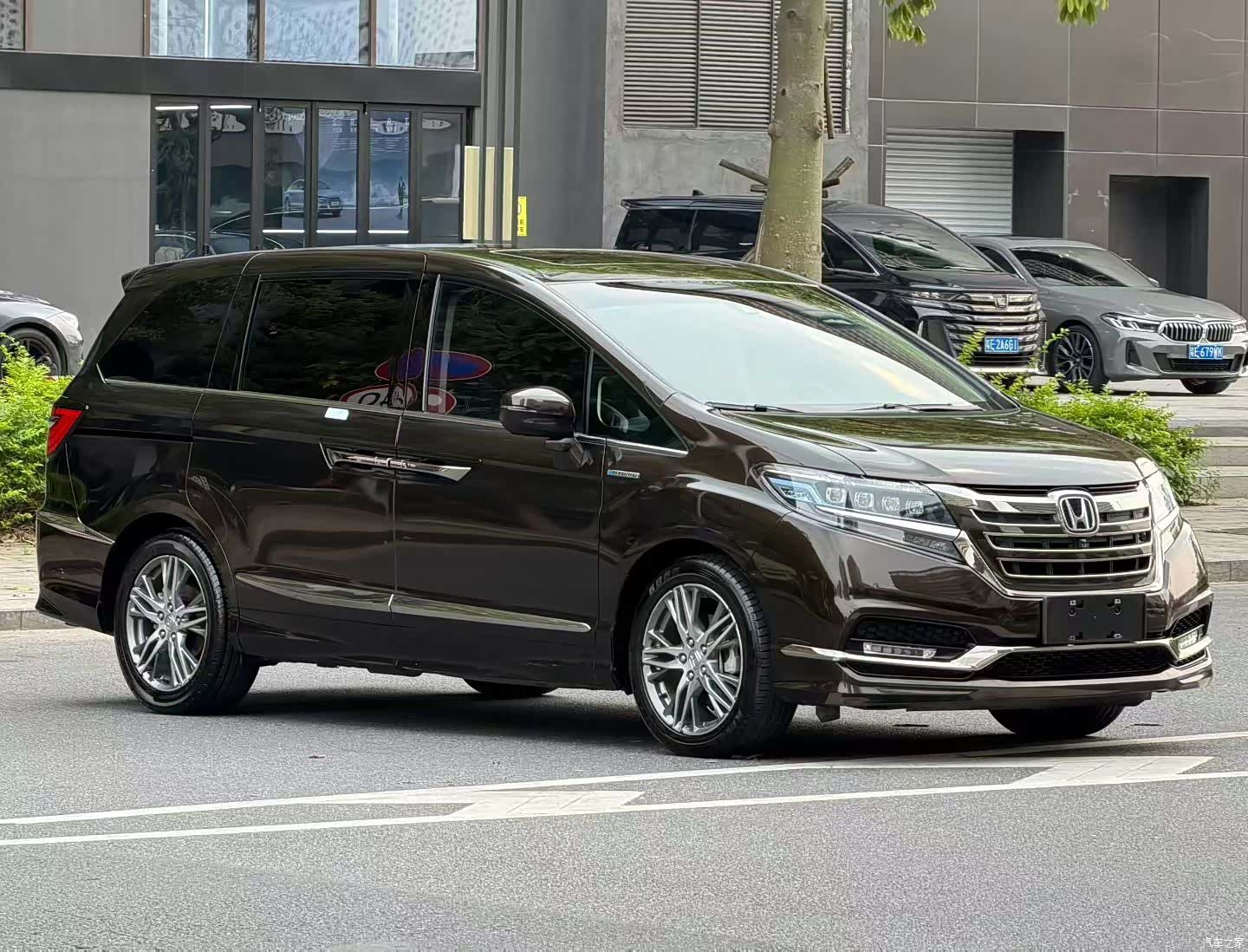 Honda Elysion, 2021 3