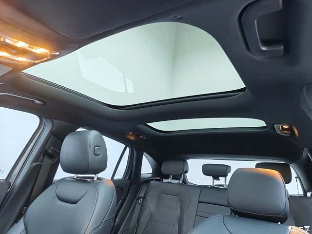 Mercedes-Benz EQA, 2022 9