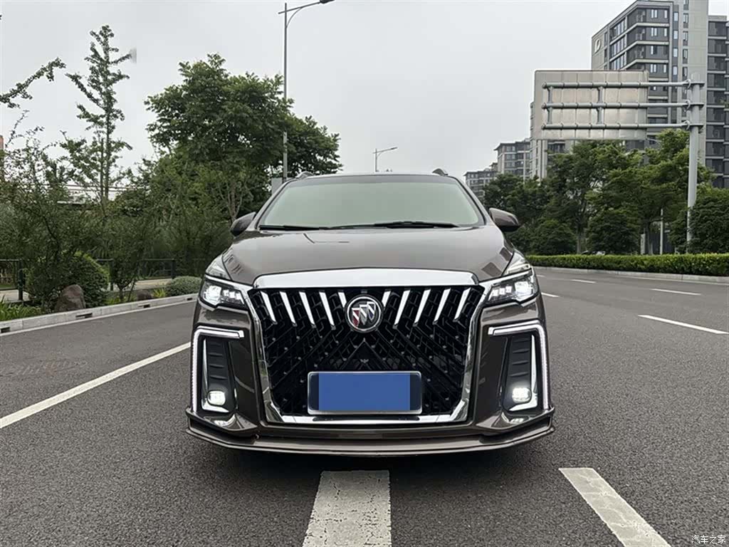 Buick GL8, 2022 2