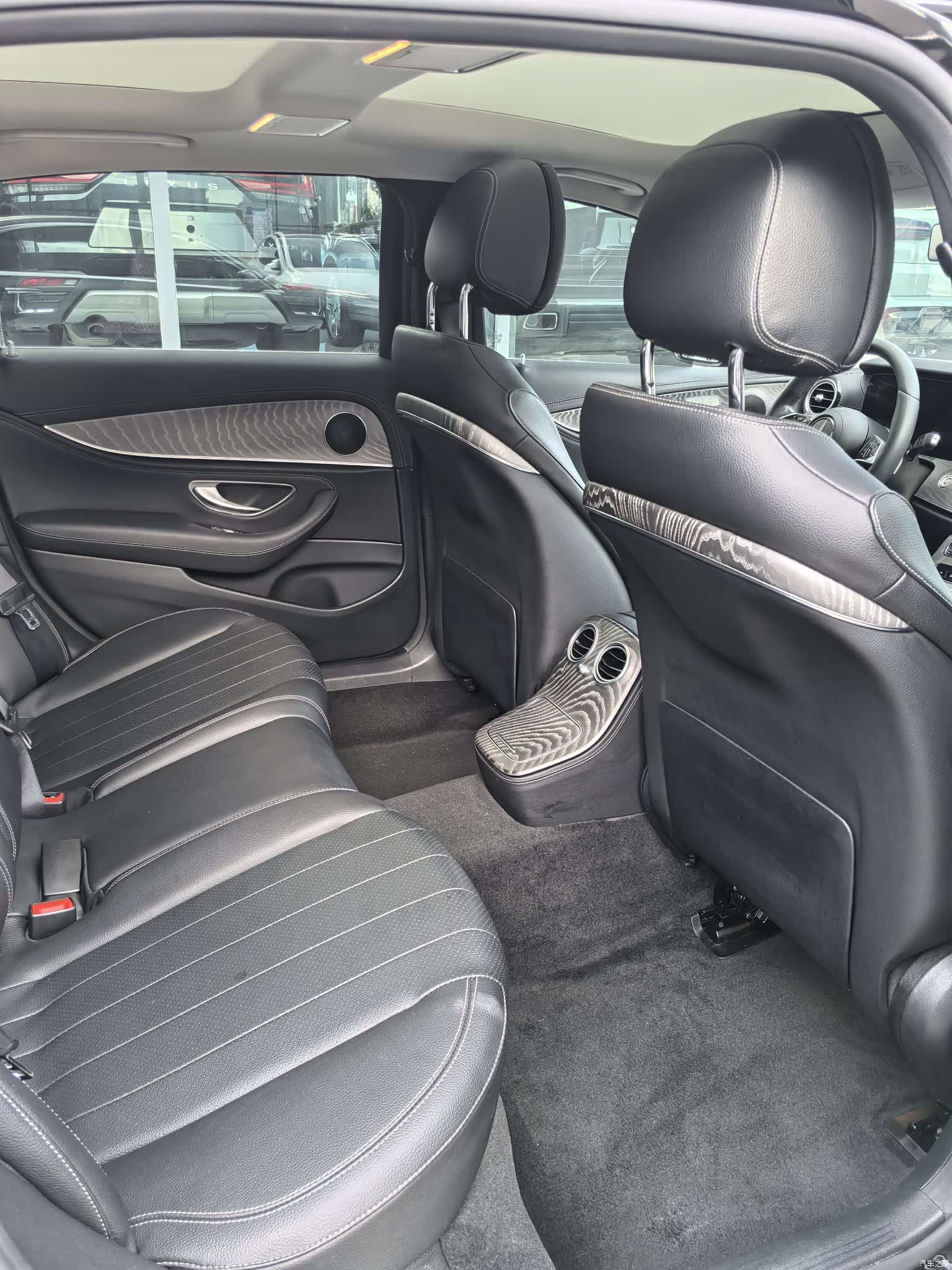 Mercedes-Benz E-Class, 2021 6